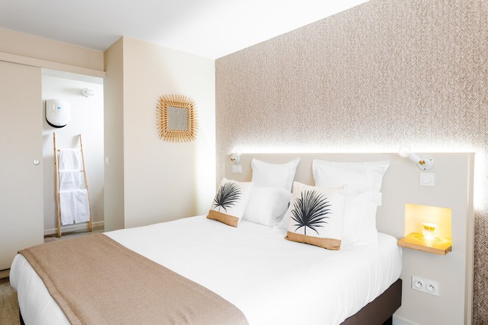 Imagen de la habitación del Hotel Le C Boutique H&ocirc;tel. Foto 11