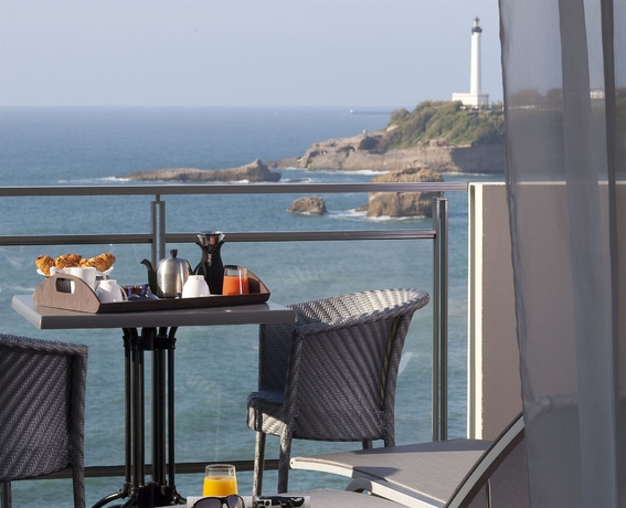 Imagen general del Hotel Le Café De Paris. Foto 2