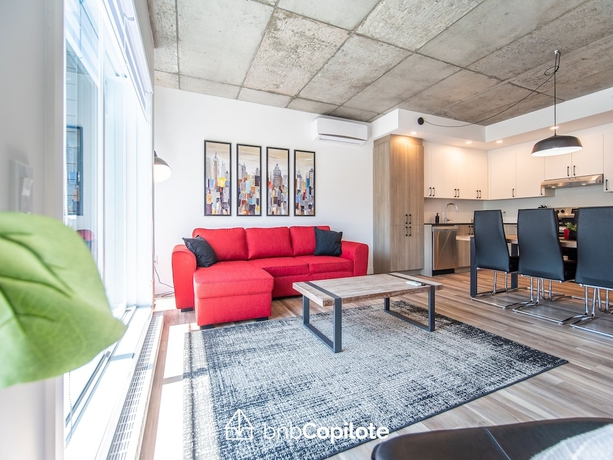 Imagen de la habitación del Hotel Le Ca&iuml;man, Quebec City. Foto 5