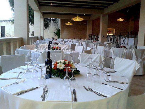 Imagen del bar/restaurante del Hotel Le Cale D'otranto Beach Resort. Foto 3