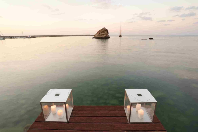 Imagen de los exteriores del Hotel Le Calette Garden and Bay. Foto 8