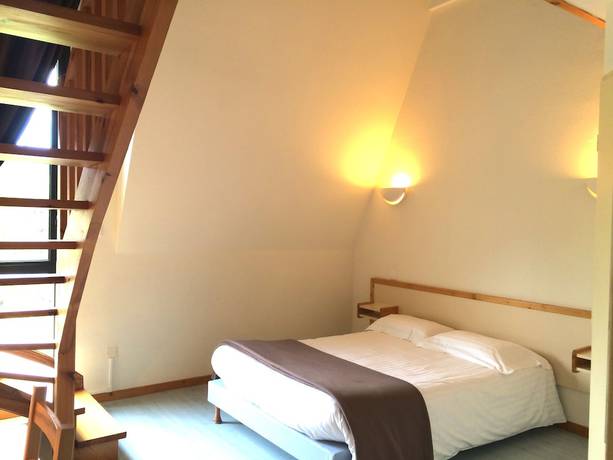Imagen de la habitación del Hotel Le Calice du Gevaudan. Foto 13