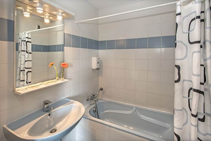 Imagen de la habitación del Hotel Le Calice du Gevaudan. Foto 18