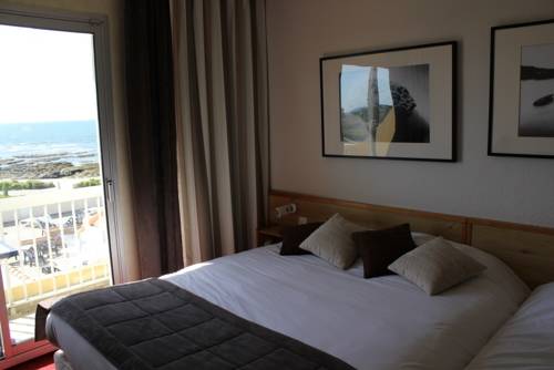 Imagen de la habitación del Hotel Le Calluna. Foto 8