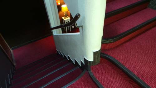 Imagen de la habitación del Hotel Le Cambronne. Foto 10