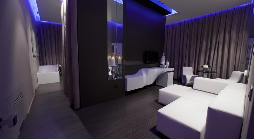 Imagen de la habitación del Hotel Le Camp Suite and Spa. Foto 5