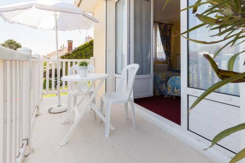 Imagen de la habitación del Hotel Le Canada. Foto 13