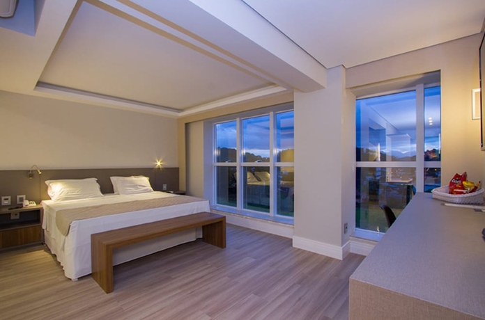 Imagen de la habitación del Hotel Le Canard Joinville. Foto 2