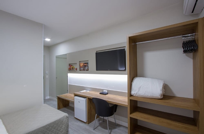 Imagen de la habitación del Hotel Le Canard Joinville. Foto 14