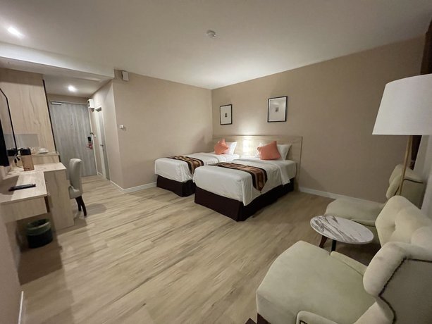 Imagen de la habitación del Hotel Le Cannes. Foto 6