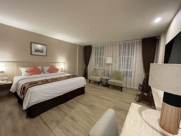 Imagen de la habitación del Hotel Le Cannes. Foto 7