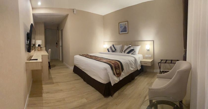 Imagen de la habitación del Hotel Le Cannes. Foto 12