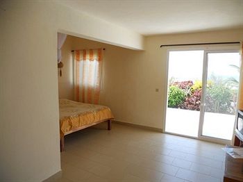 Imagen de la habitación del Hotel Le Cap Ocean. Foto 3