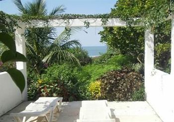 Imagen de los exteriores del Hotel Le Cap Ocean. Foto 7