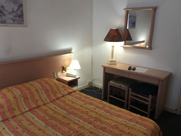 Imagen de la habitación del Hotel Le Capitole, Toulouse. Foto 8