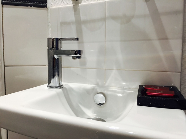 Imagen de la habitación del Hotel Le Capitole, Toulouse. Foto 14