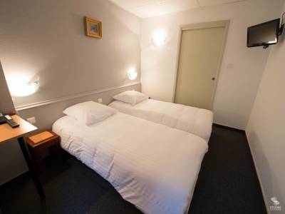 Imagen de la habitación del Hotel Le Carabas. Foto 4