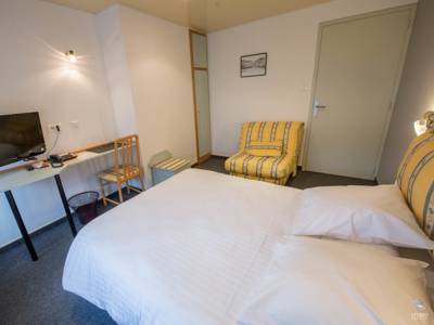 Imagen de la habitación del Hotel Le Carabas. Foto 5