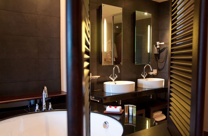 Imagen de la habitación del Hotel Le Cardinal Exclusive Resort. Foto 15