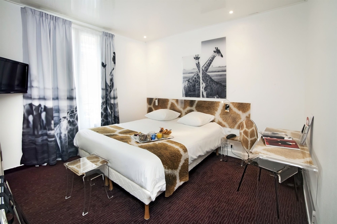 Imagen de la habitación del Hotel Le Cardinal Rueil Centre. Foto 4