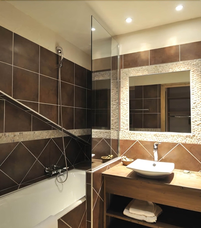 Imagen de la habitación del Hotel Le Carlina By Les Etincelles. Foto 11