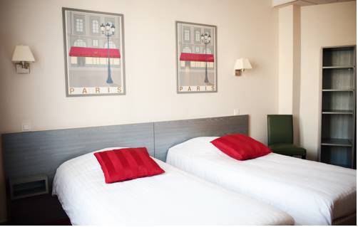 Imagen de la habitación del Hotel Le Carmin, Le Havre. Foto 7