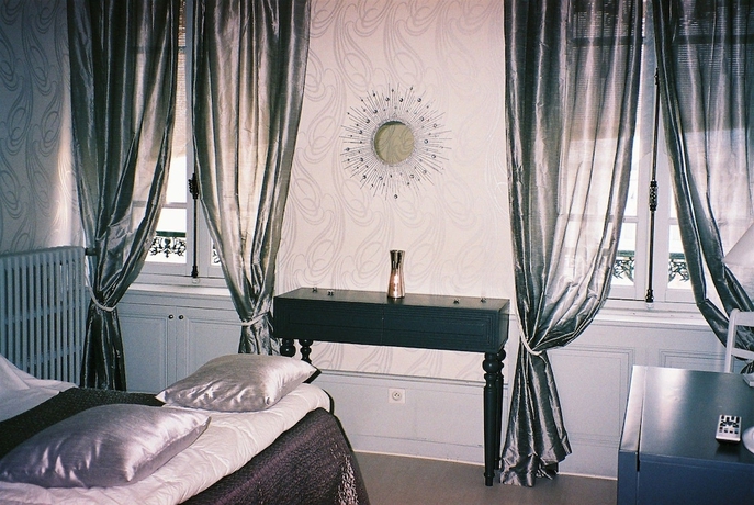 Imagen de la habitación del Hotel Le Carr&eacute; D'aix. Foto 16