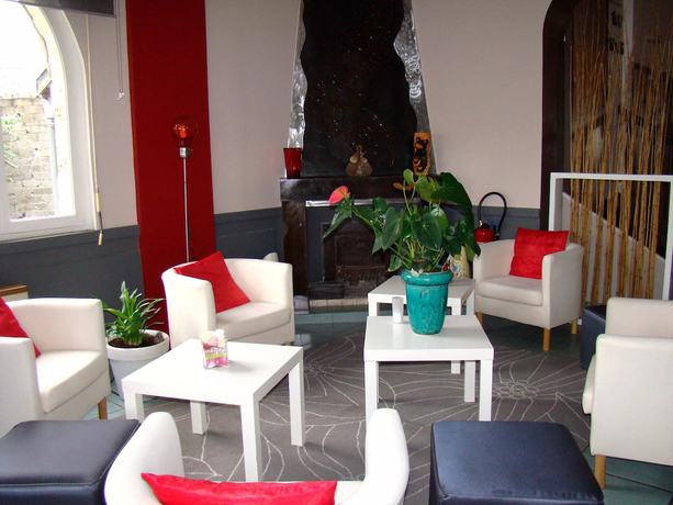 Imagen de los interiores del Hotel Le Castel Fleuri, Saint-Jean-en-Royans. Foto 17
