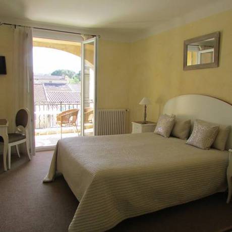 Imagen de la habitación del Hotel Le Castelet Des Alpilles. Foto 11