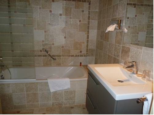 Imagen de la habitación del Hotel Le Castelet Des Alpilles. Foto 16