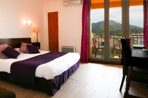 Imagen de la habitación del Hotel Le Catalan, Banyuls Sur Mer. Foto 8