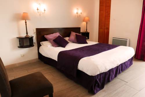 Imagen de la habitación del Hotel Le Catalan. Foto 9