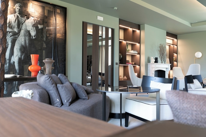 Imagen del bar/restaurante del Hotel Le Cattedrali Relais by Laqua Collection. Foto 3