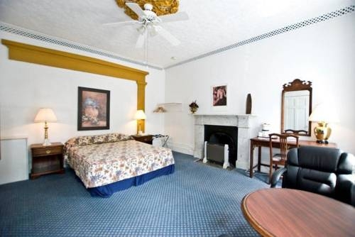 Imagen general del Hotel Le Cavalier Du Moulin Inc. Foto 2