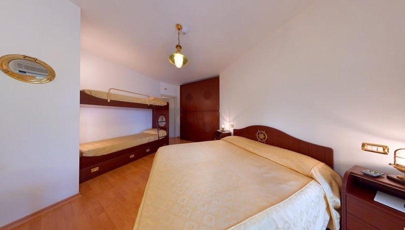 Imagen de la habitación del Hotel Le Cave. Foto 6
