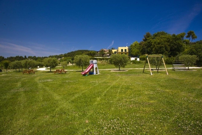 Imagen de los interiores del Hotel Le Cave. Foto 15