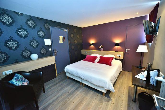 Imagen de la habitación del Hotel Le Celtic. Foto 4