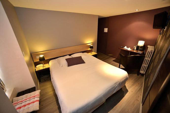 Imagen de la habitación del Hotel Le Celtic. Foto 5