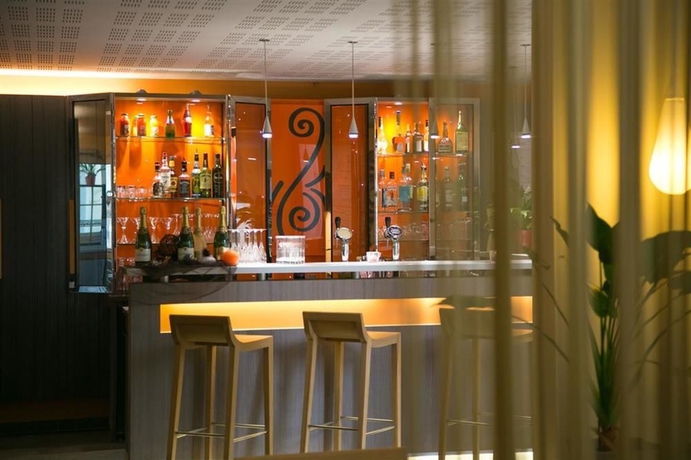 Imagen del bar/restaurante del Hotel Le Celtique and Spa. Foto 3