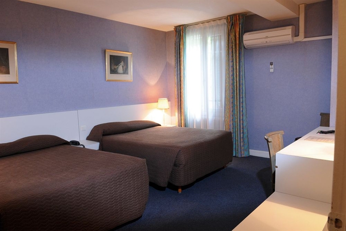 Imagen de la habitación del Hotel Le Central Boutique. Foto 7