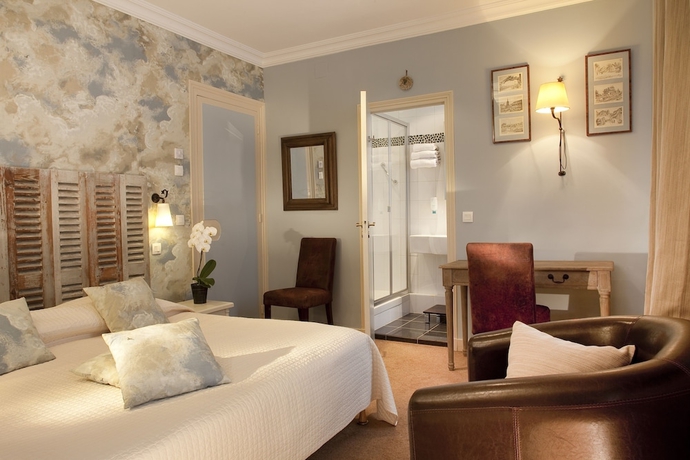 Imagen general del Hotel Le Central, Trouville-Sur-Mer. Foto 1