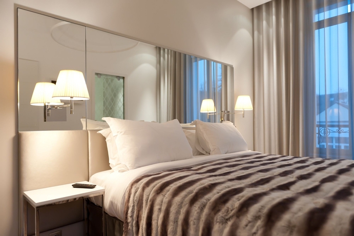 Imagen de la habitación del Hotel Le Cesar. Foto 4