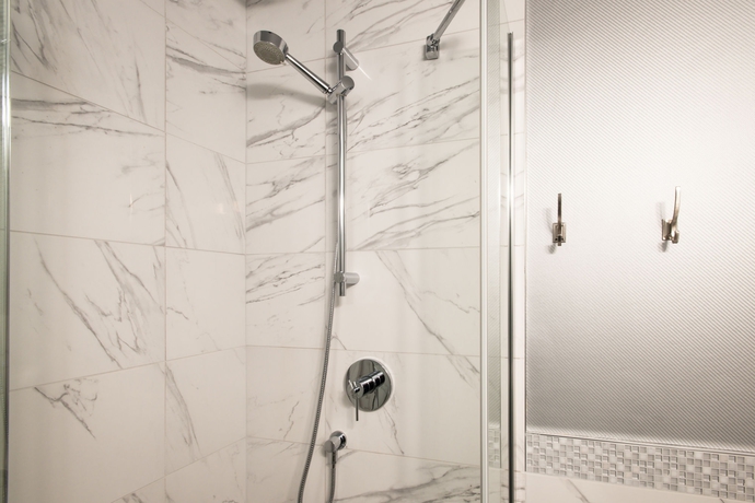 Imagen de la habitación del Hotel Le Chabrol and Suites. Foto 6