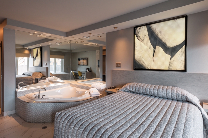 Imagen general del Hotel Le Chabrol and Suites. Foto 2