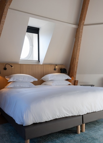 Imagen de la habitación del Hotel Le Château De Beaulieu. Foto 4