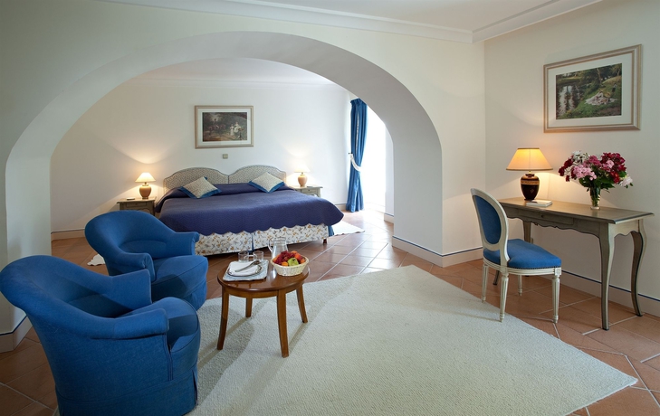 Imagen de la habitación del Hotel Le Ch&acirc;teau De Taulane. Foto 9