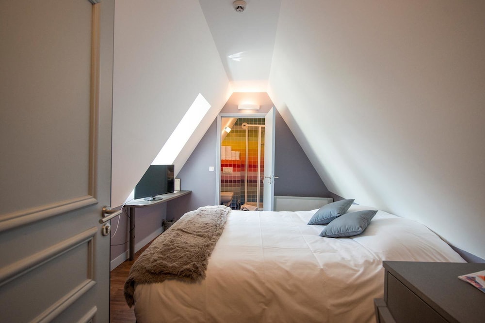 Imagen de la habitación del Hotel Le Château Du Bost. Foto 8