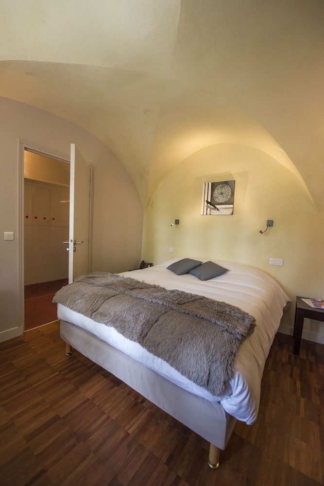 Imagen de la habitación del Hotel Le Château Du Bost. Foto 12