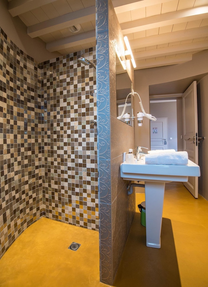 Imagen de la habitación del Hotel Le Château Du Bost. Foto 16