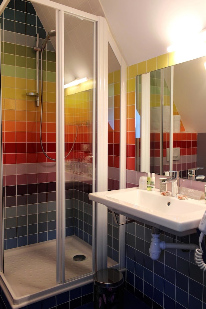 Imagen de la habitación del Hotel Le Château Du Bost. Foto 17